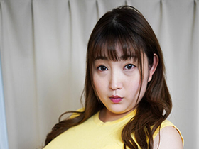 デカすぎるKカップの乳を持つワケあり人妻が旦那に内緒で他の男に体を許す理由は金のためか性欲のためか　本名・恵美(30歳) サンプル動画サムネイル